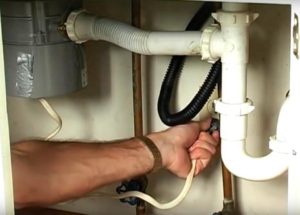 KITCHEN FAUCET REPLACEMENT