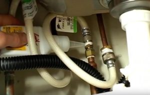 KITCHEN FAUCET REPLACEMENT