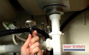 KITCHEN FAUCET REPLACEMENT