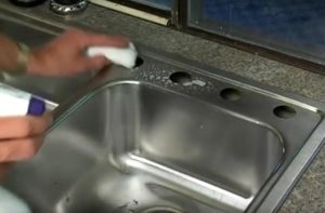 KITCHEN FAUCET REPLACEMENT