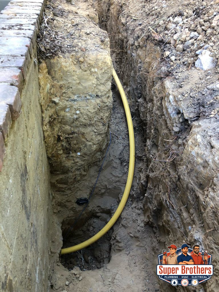 underground yellow gas pipe