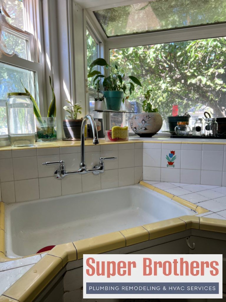 wall mounted kitchen faucet