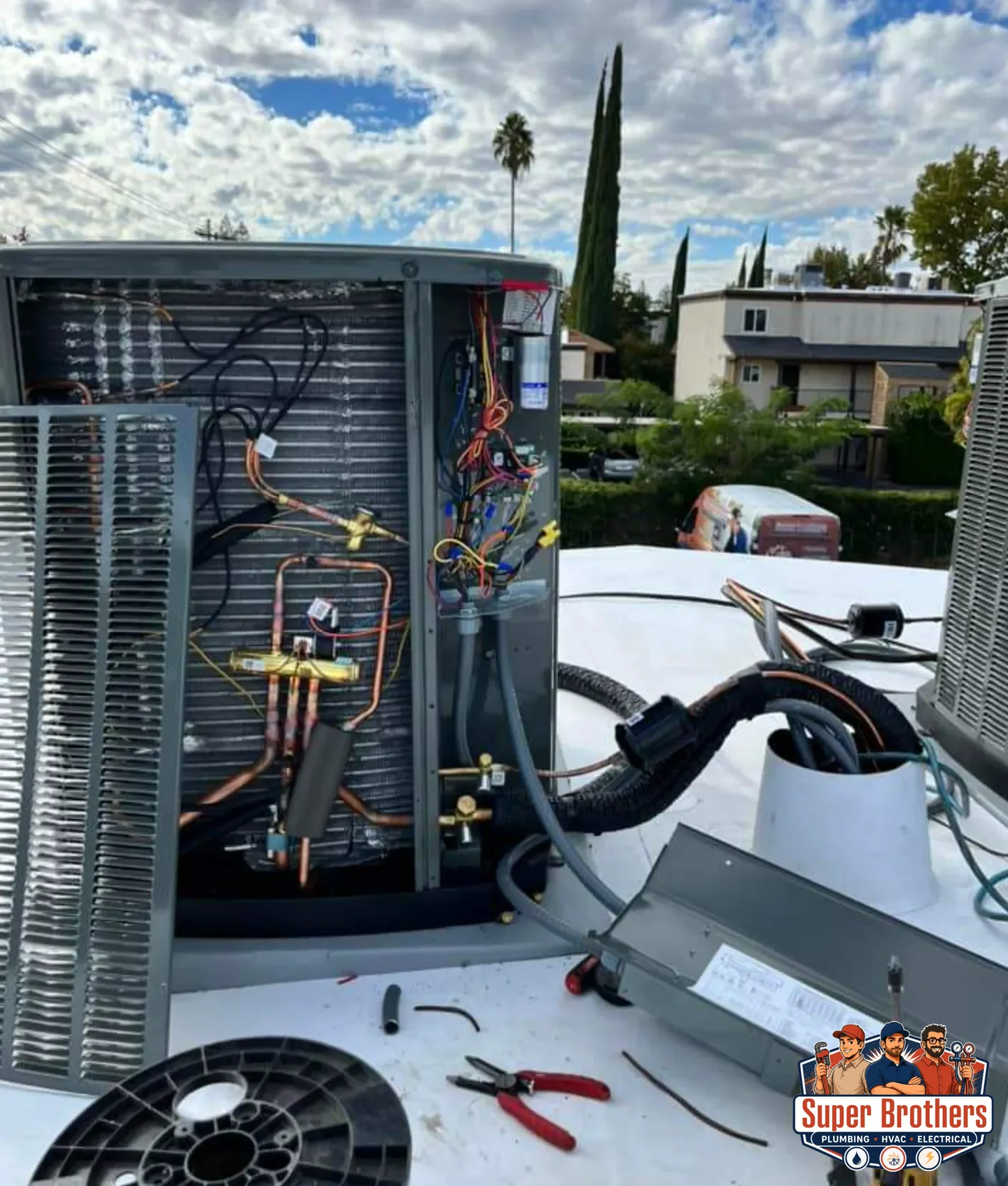 HVAC diagnostic during an air conditioning service call